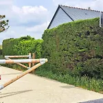 Nice Home In Creances With Sauna بيت للعطل *